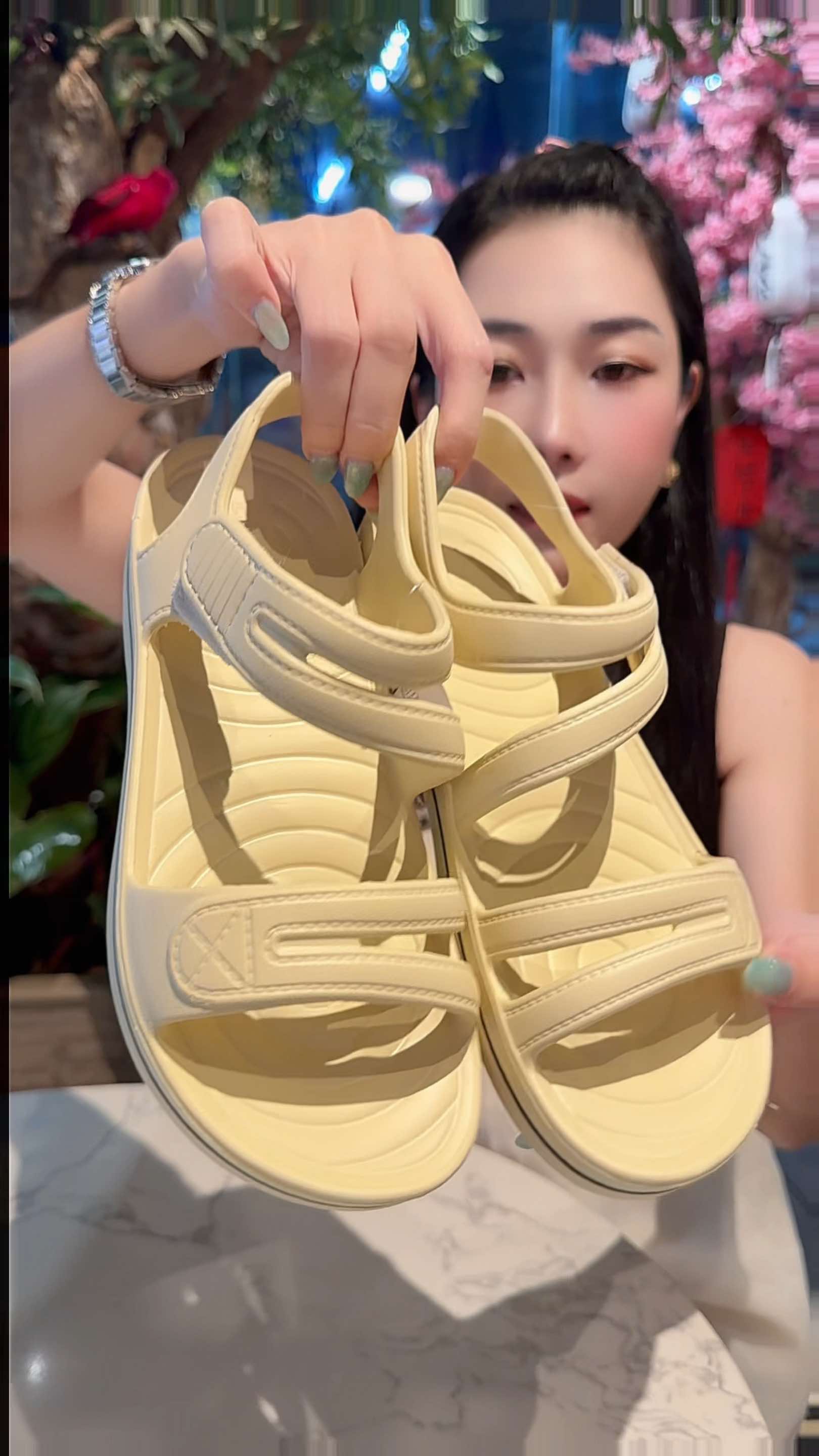 @MY TỶ TỶ