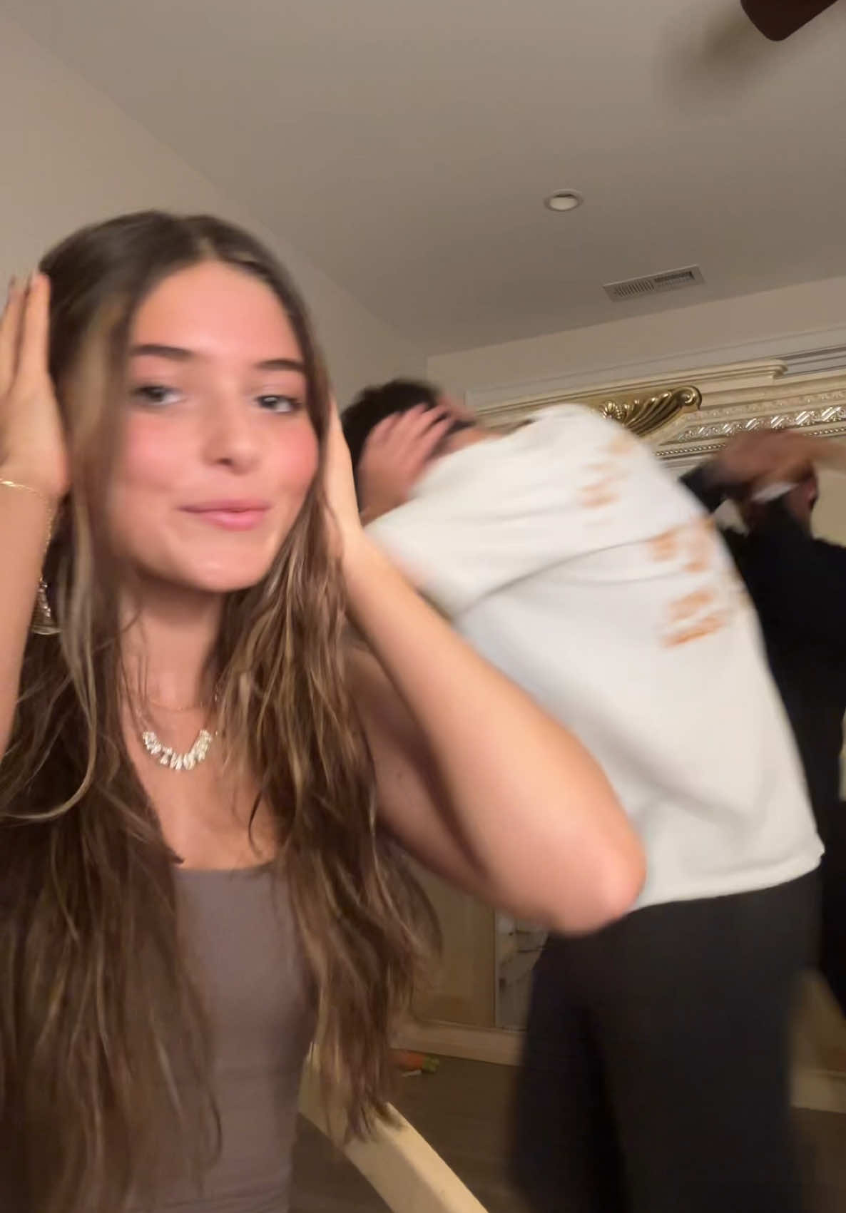 @Veronika