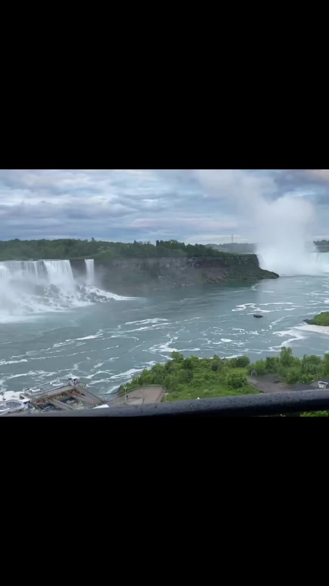 @Teffie 🇨🇦🇻🇪🇵🇪🇭🇷🇪🇸