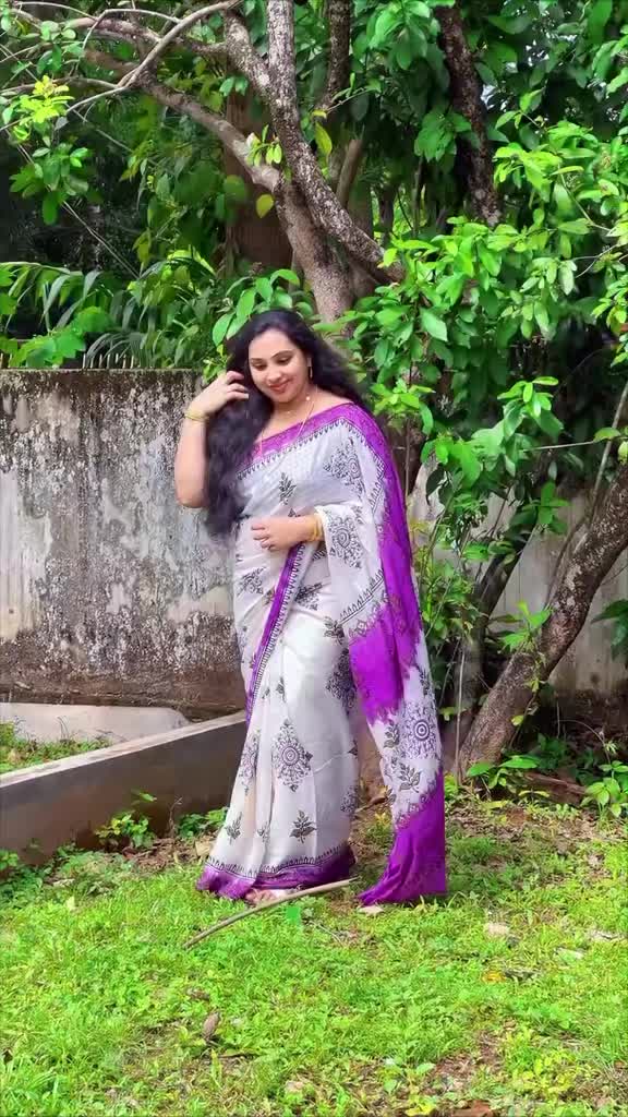 @)(সুমি চোীধুরী)(