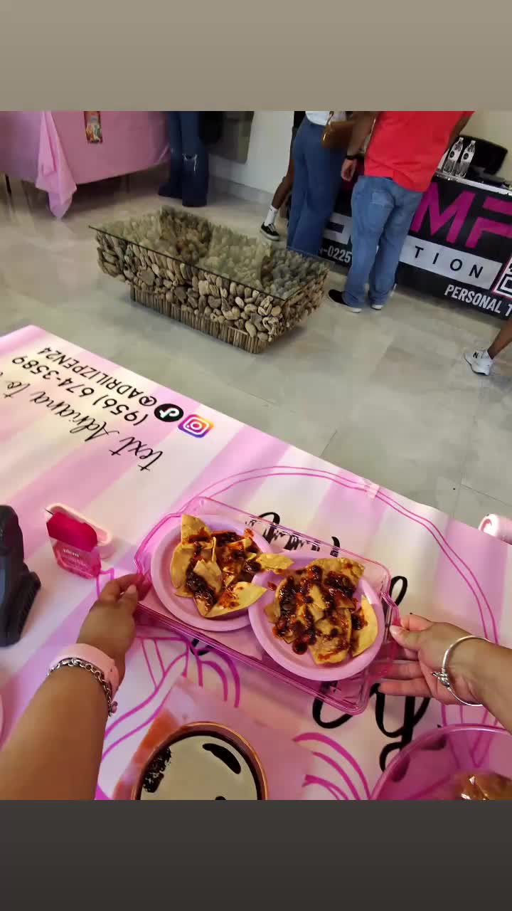 @Adriana