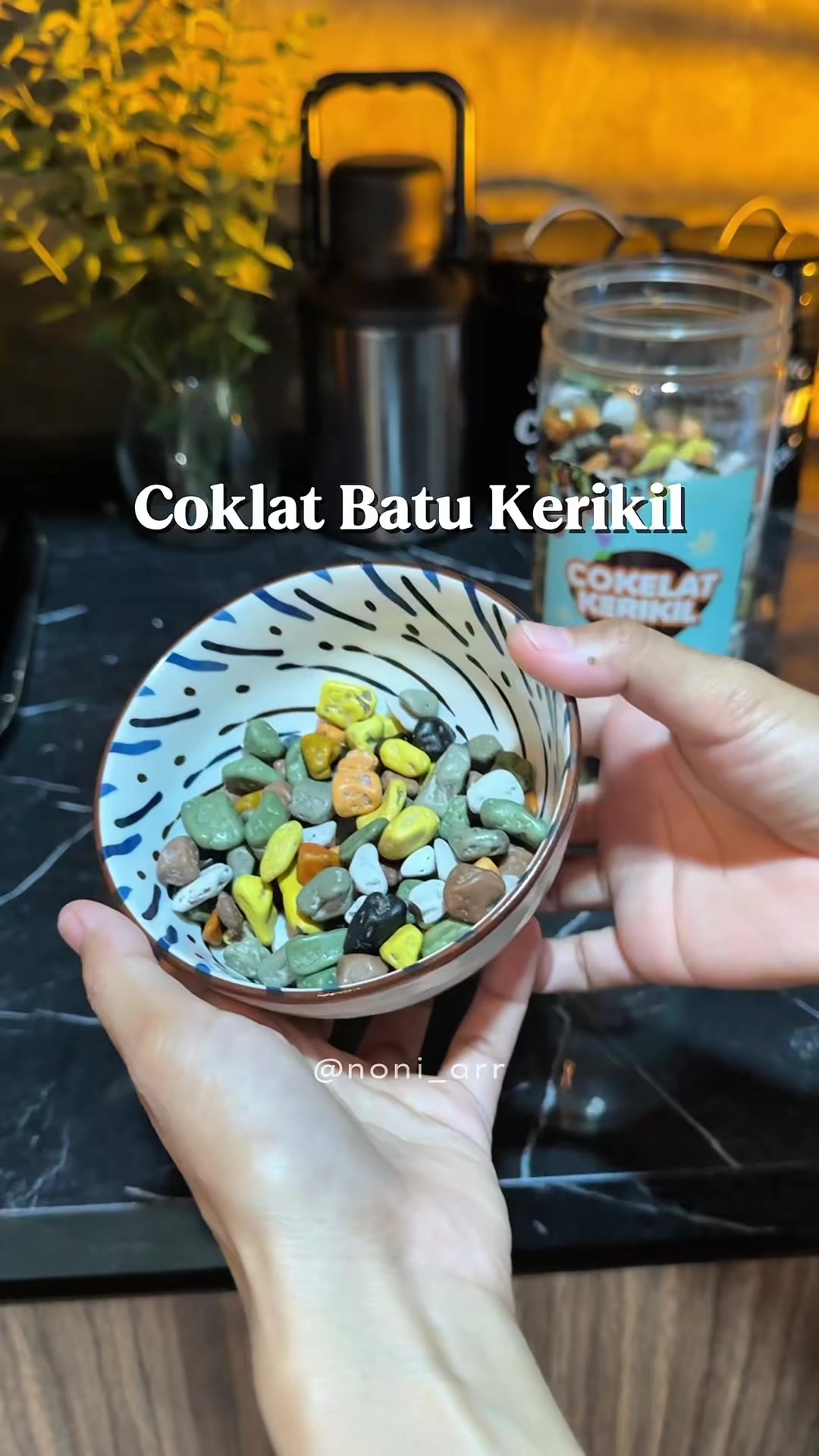 @Noni Ariska