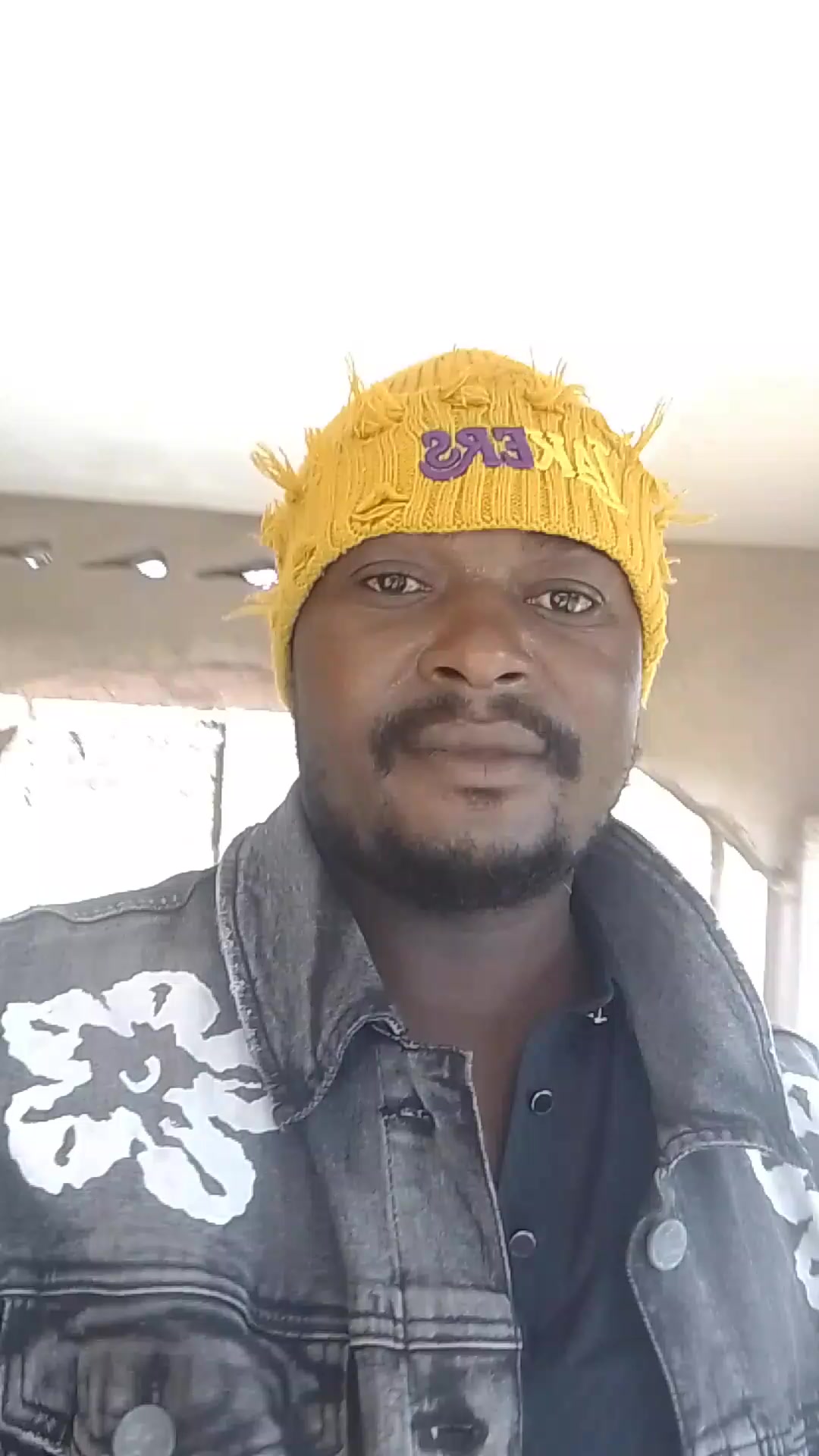@louismbeye