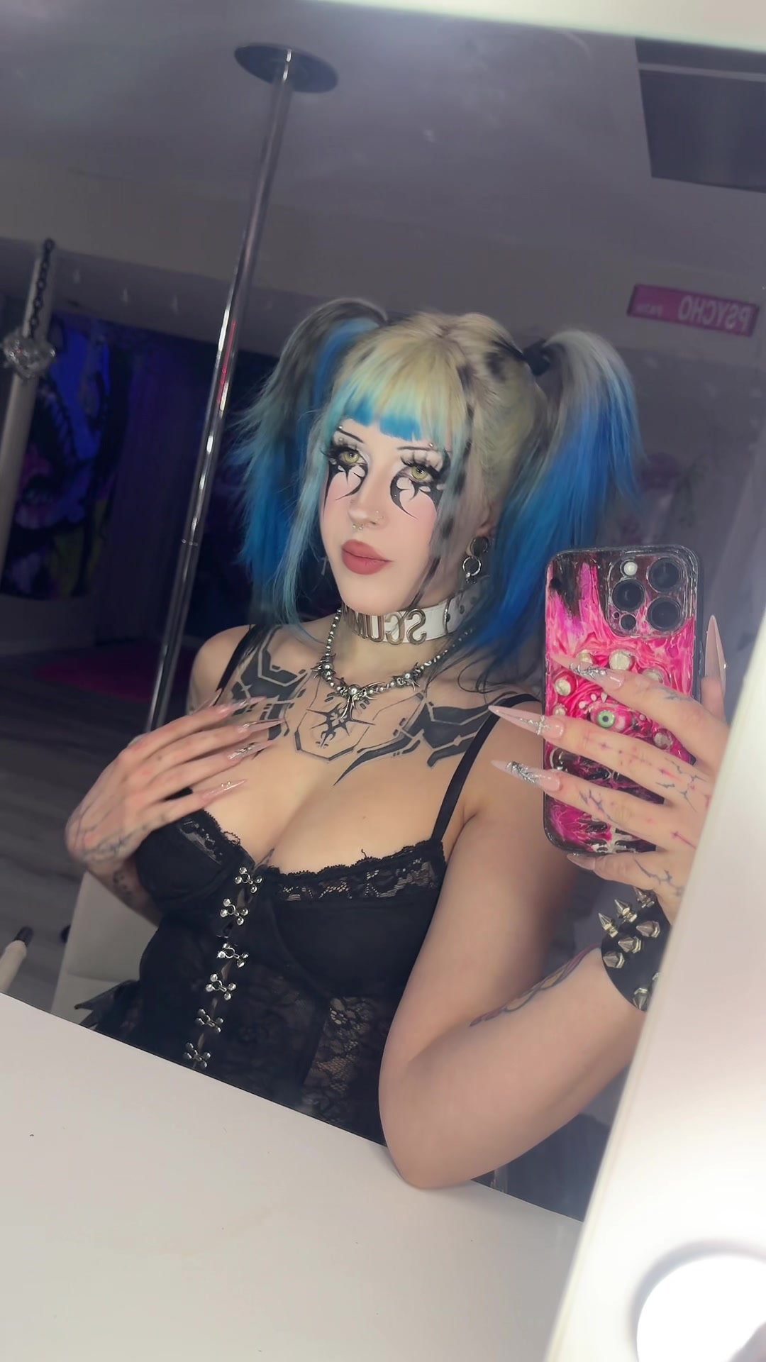 @Kamikaz3girl