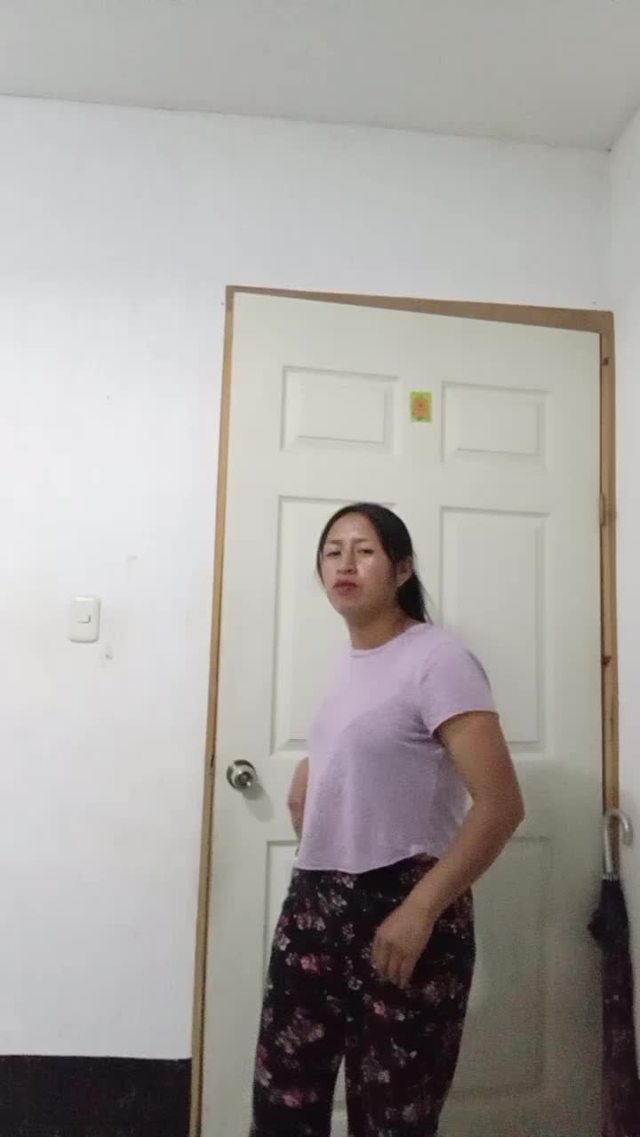 @Roxi Velasquez 🐇❣️🐁
