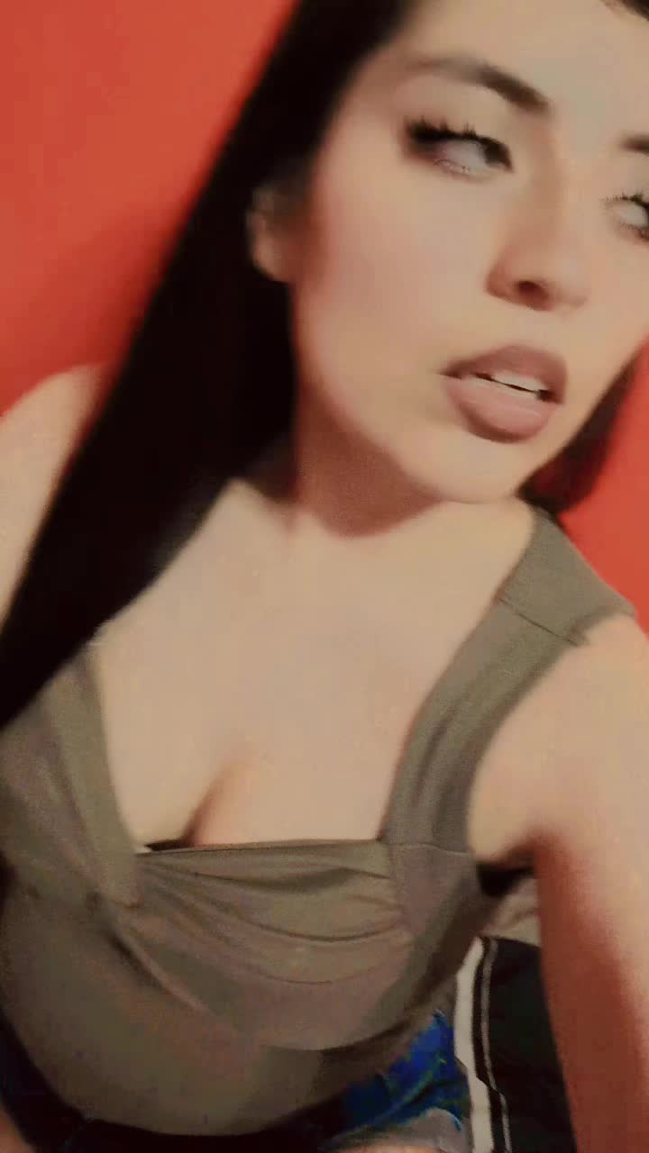 @Mrs Redyed 👑🐺Queen Wolf🐺👑