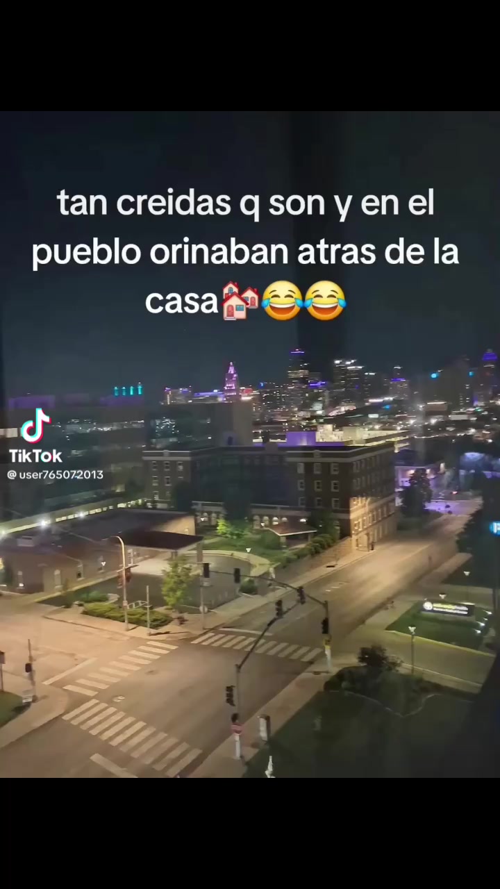 @elkitakalzones