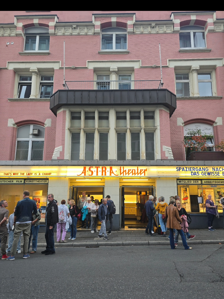 @Ruhrspotter