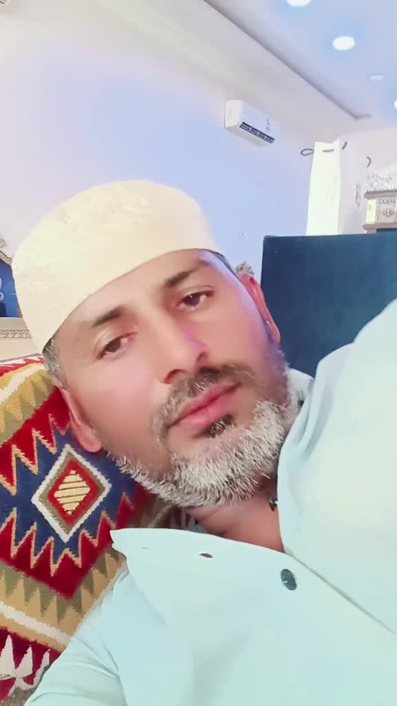 @غلام اكبر