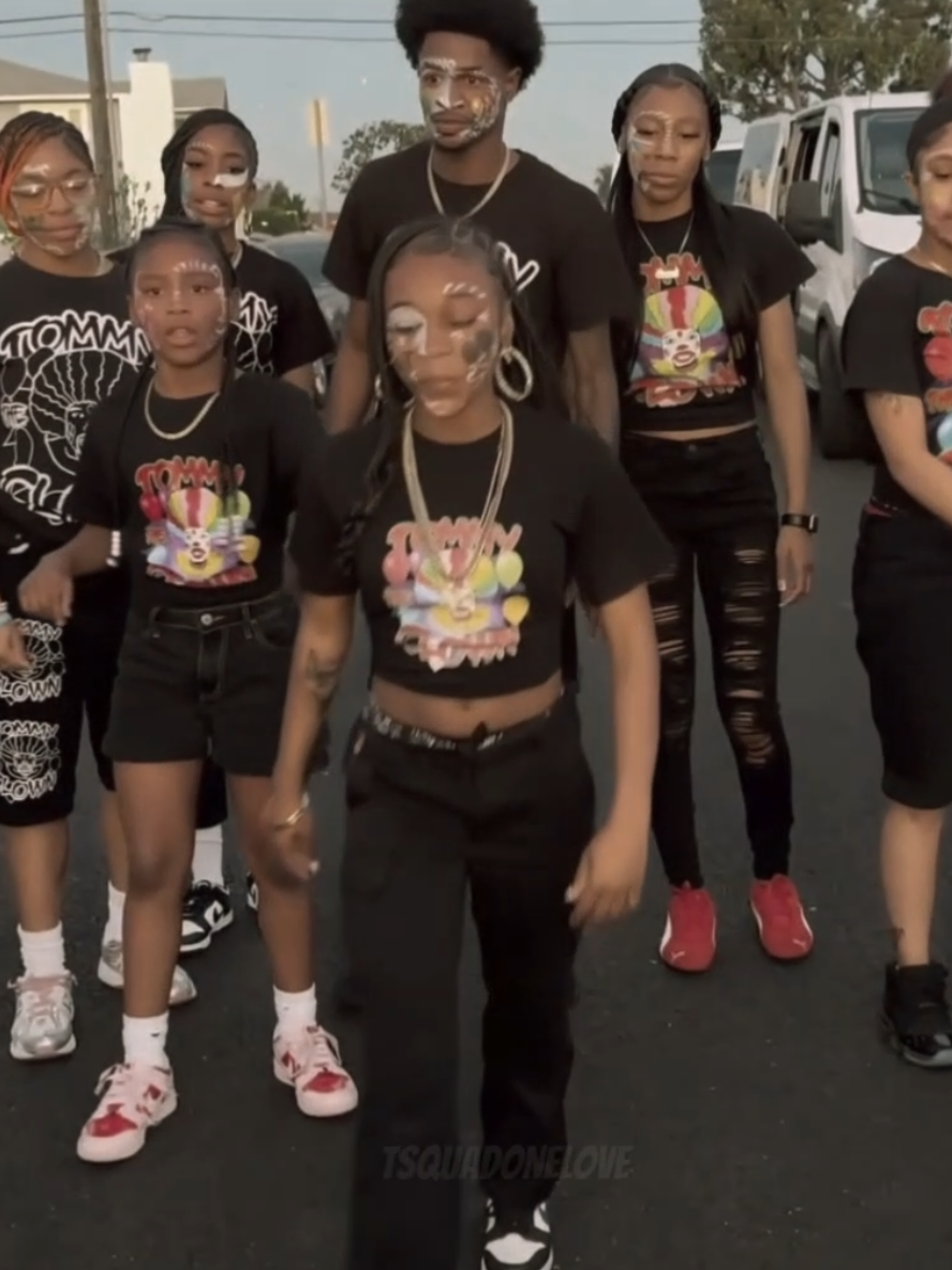 @TsquadOneLove