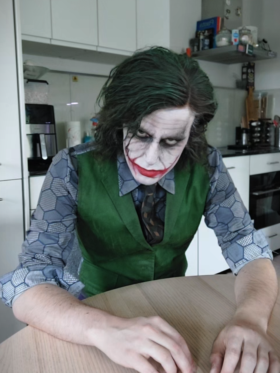 @JokersKnives Cosplay