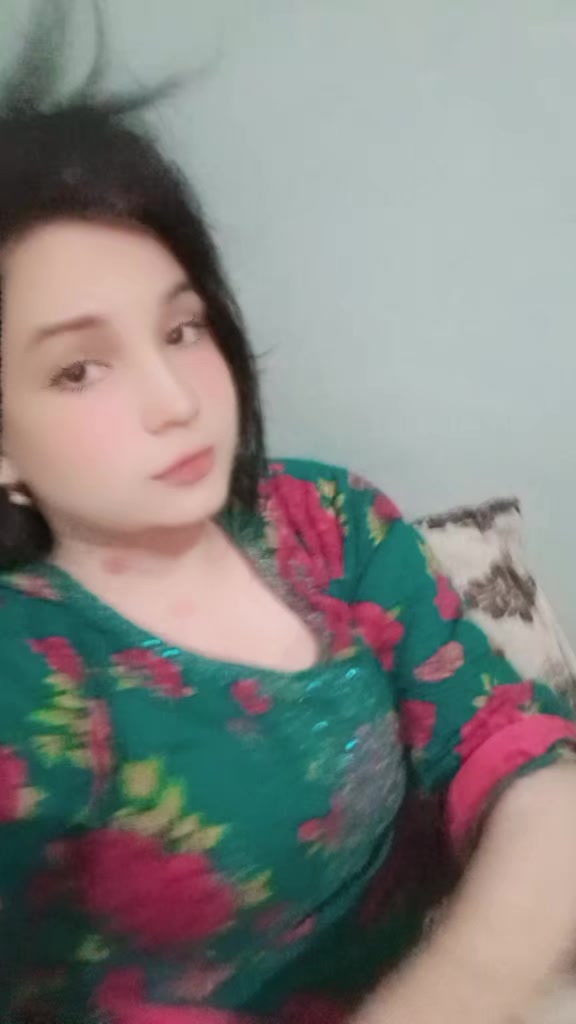 @MADAM HAYA SEXY