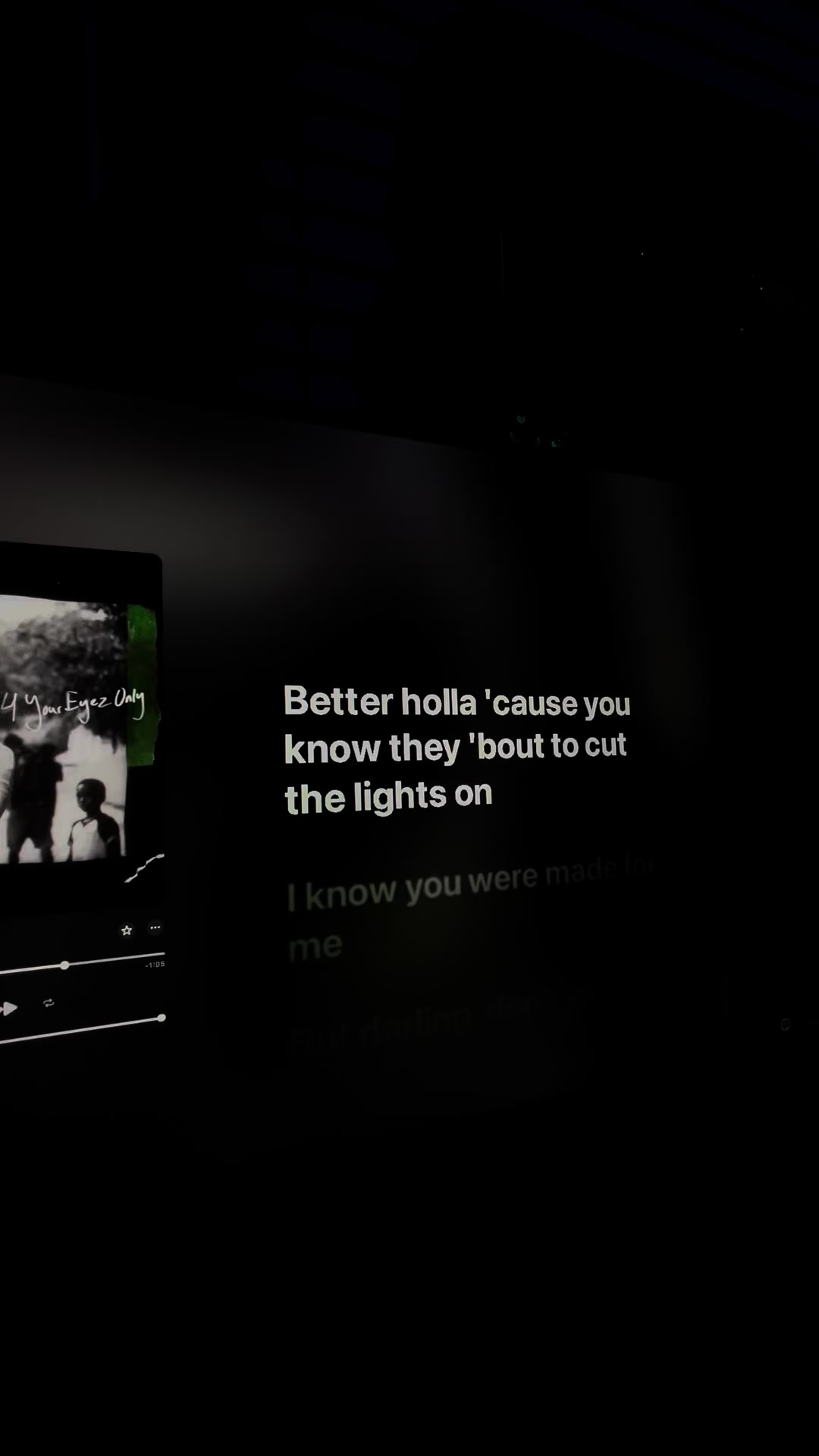 @🎧