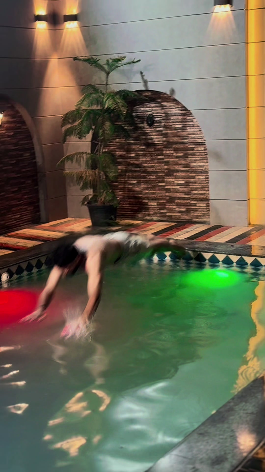 @🐥&Ccedil; H &Iuml; K Ū🐥