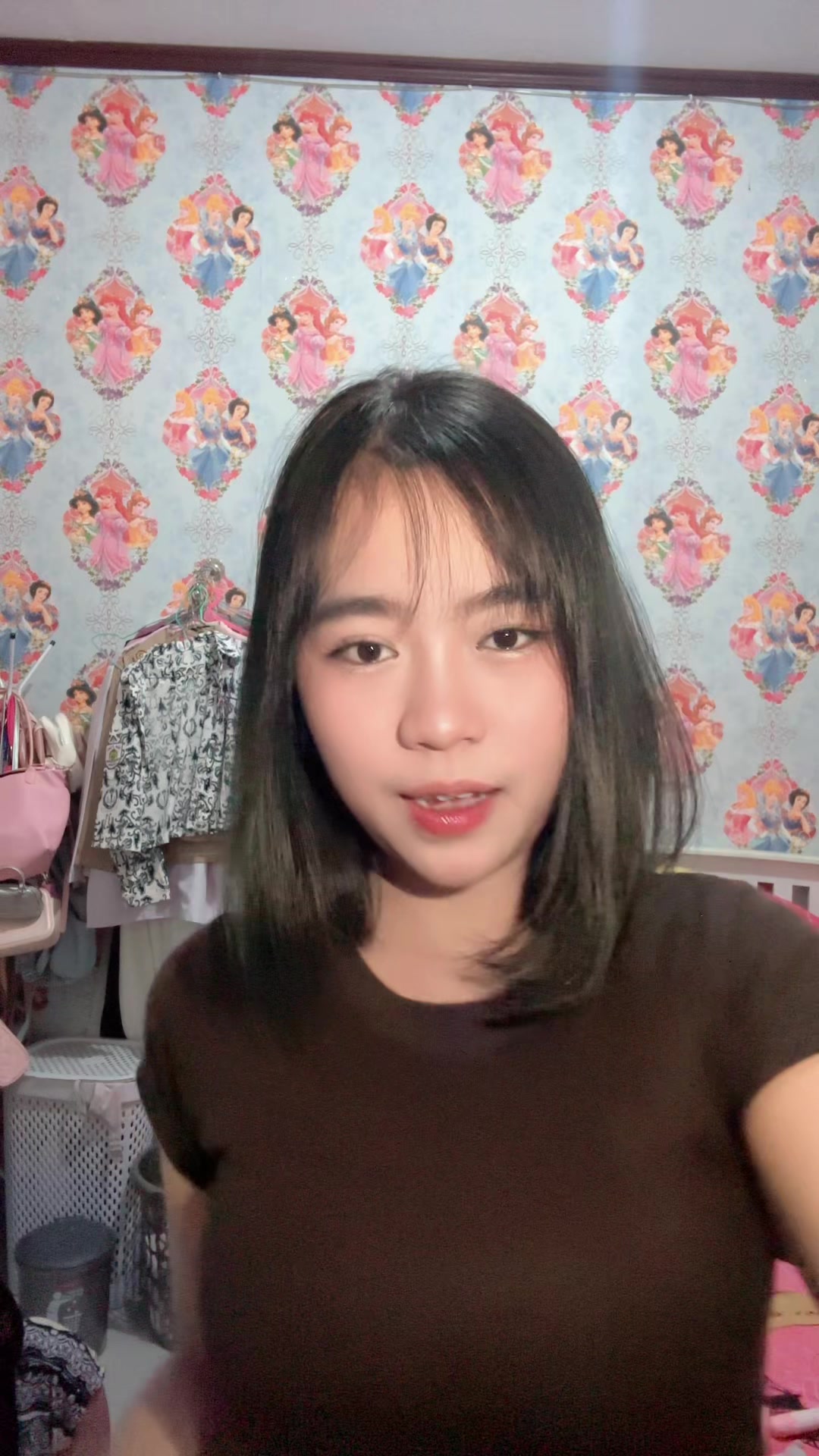 @ly⋆𐙚