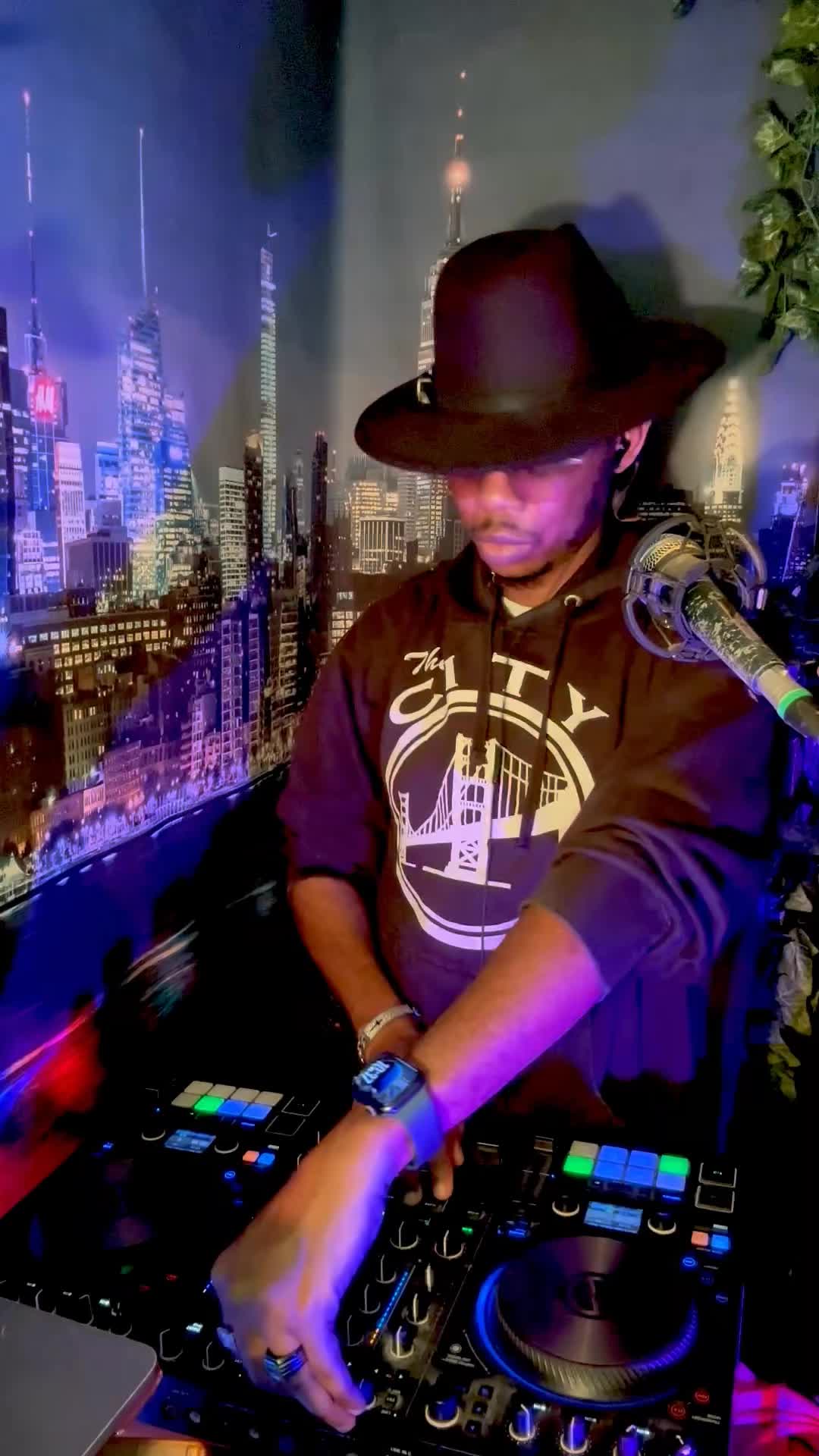 @DJ Plenitude Official