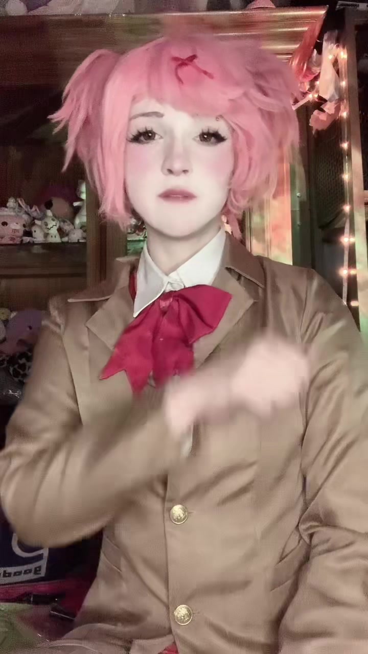 @≽^&bull;⩊&bull;^≼♡