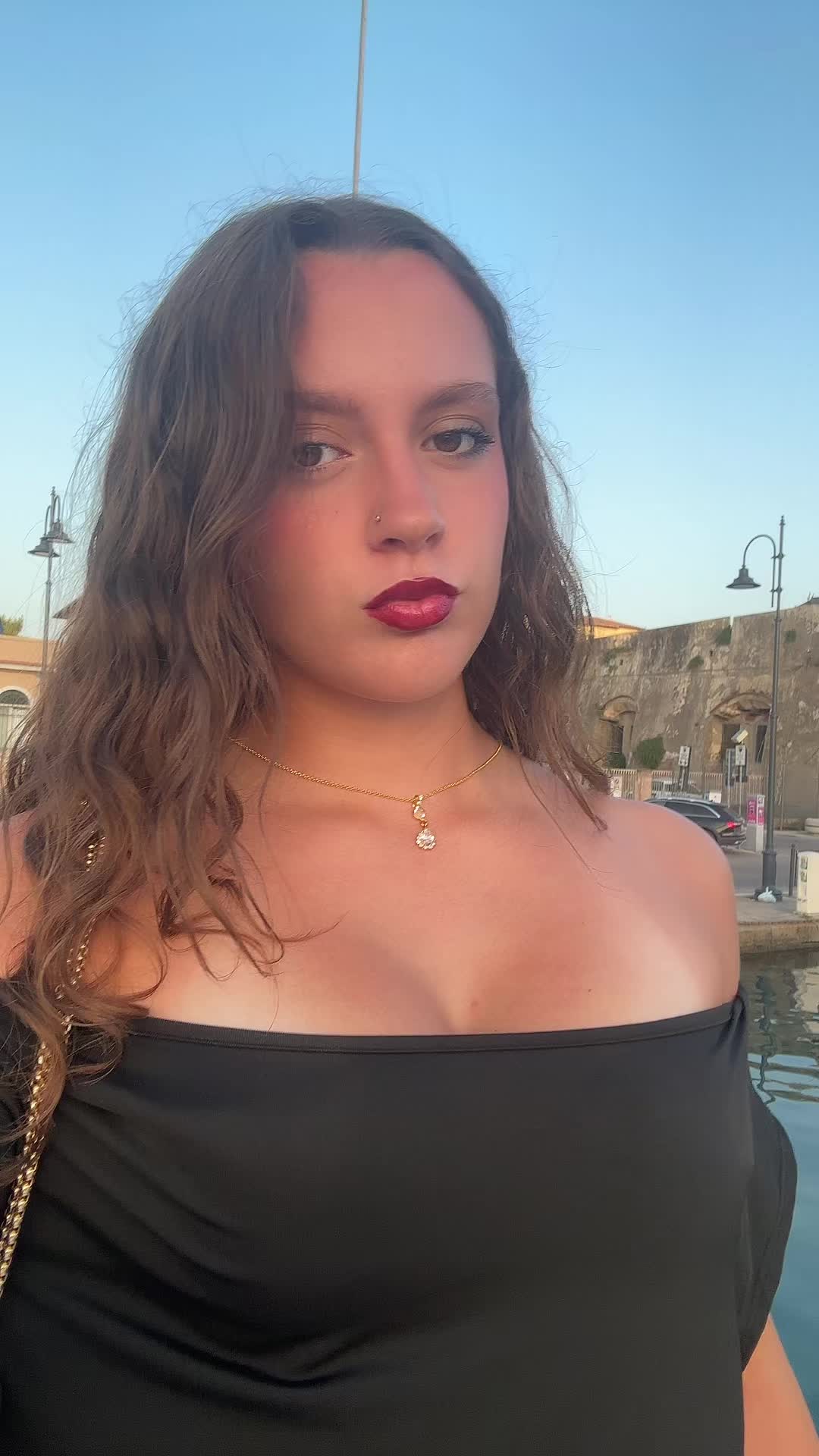 @franci