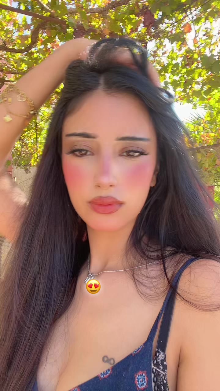 @iconicgirl.17🪭🪬