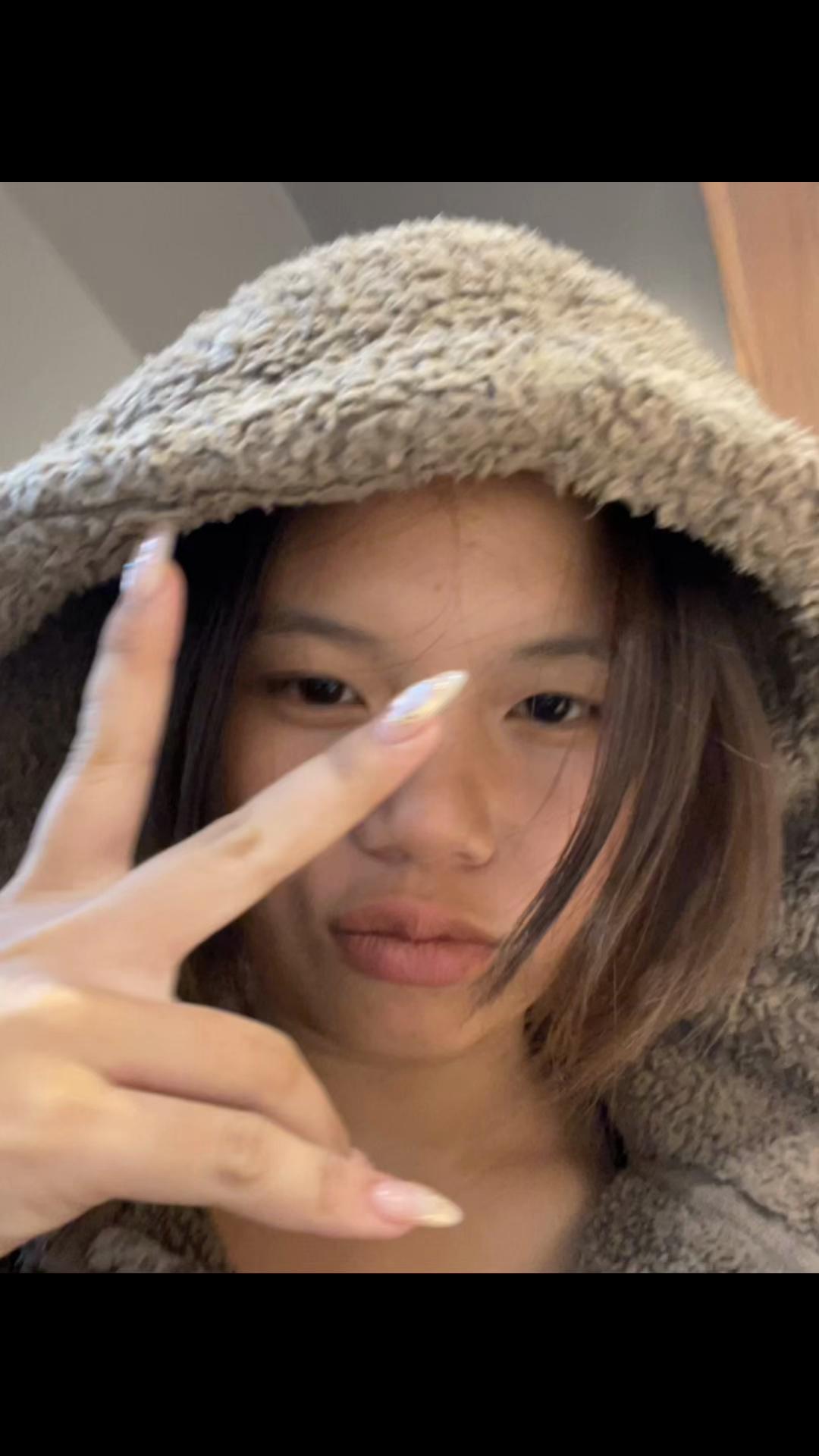 @Ehh FUCK Off 😛🖕🏻