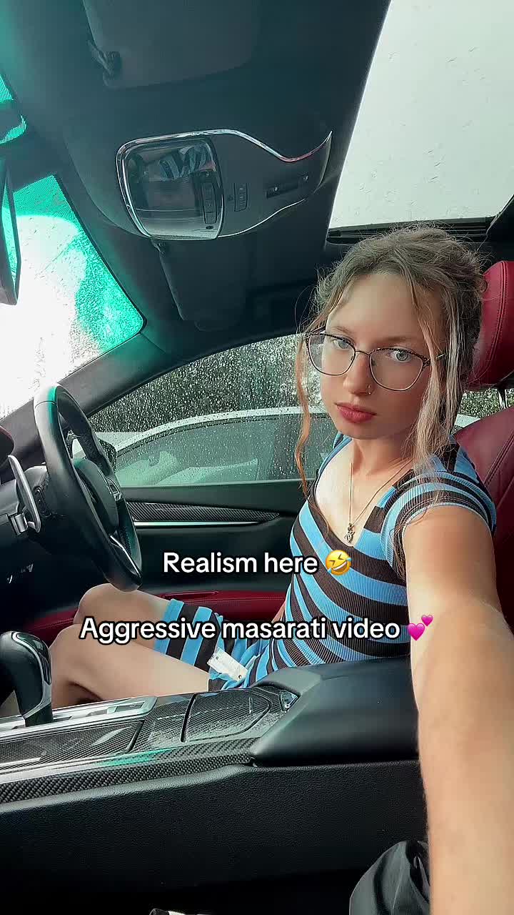 @therollarcoasterr