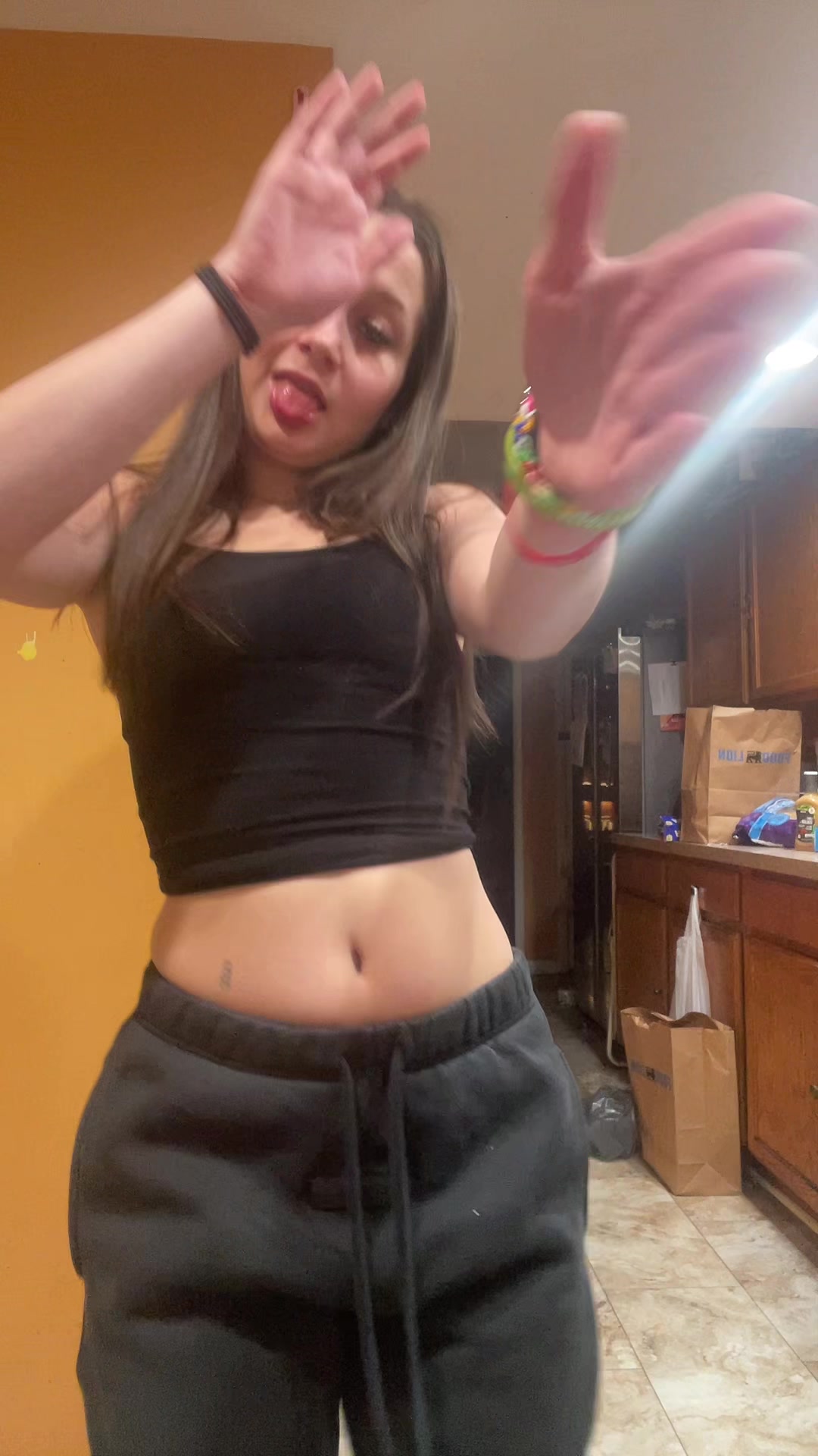 @gi
