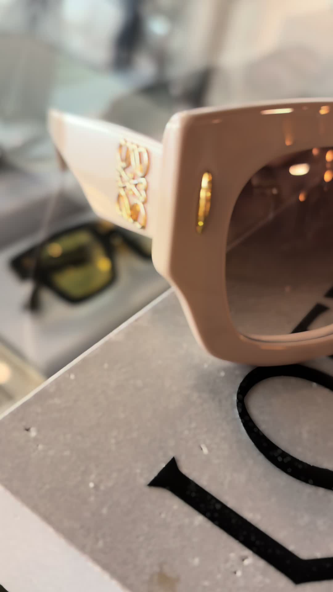 @Brils Unique Eyewear