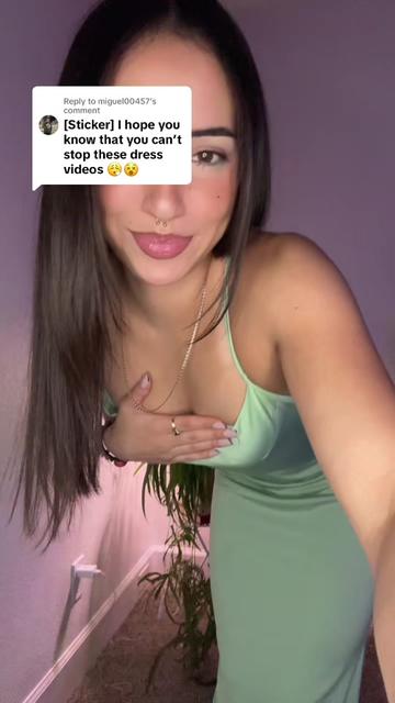@AlexaFitg