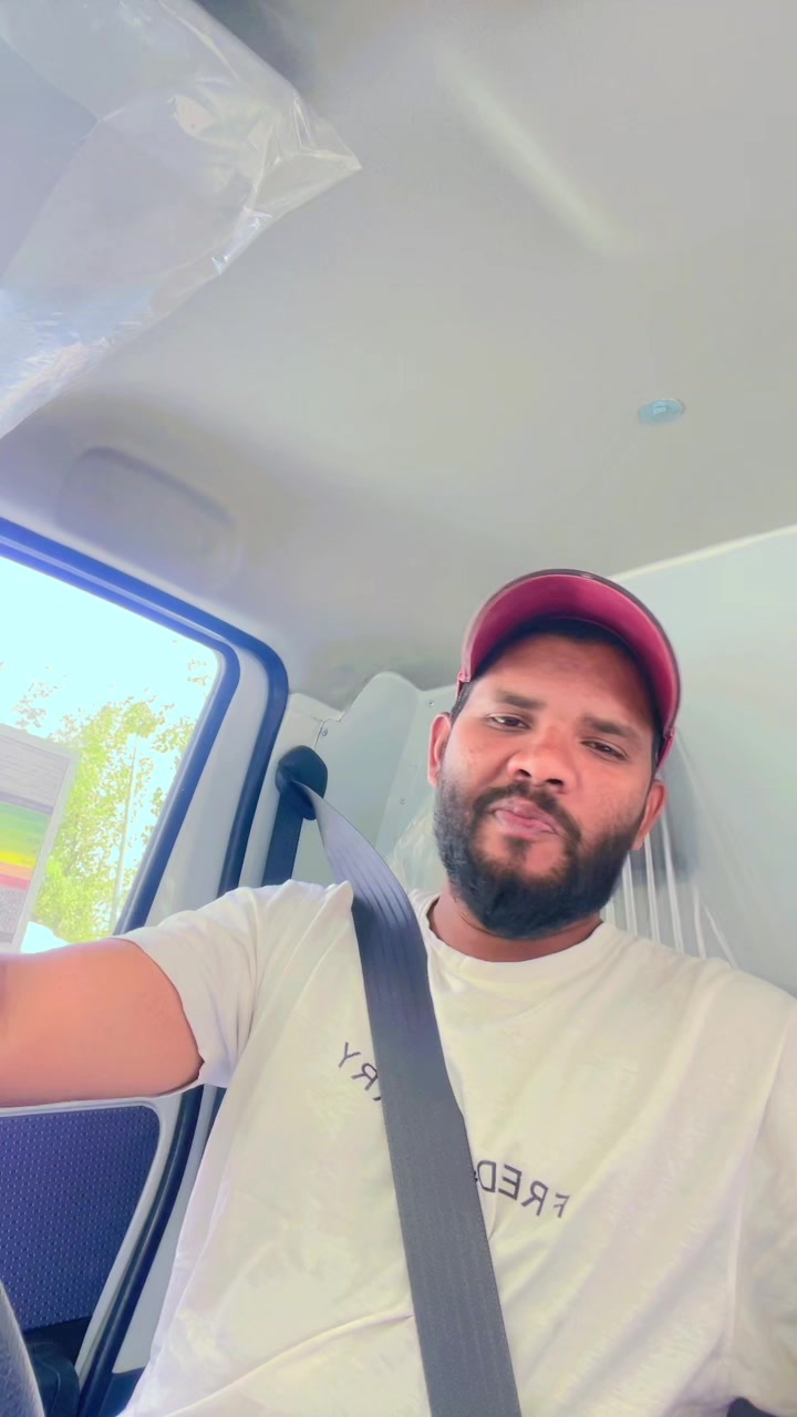 @✈️🇸🇦🇸🇦🇸🇦 love u mom❤️