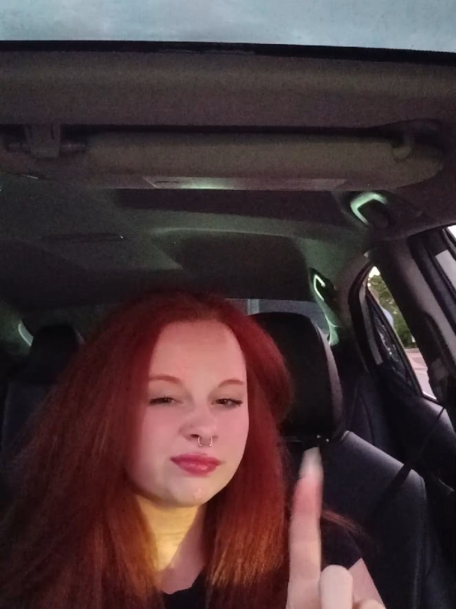 @Chloe