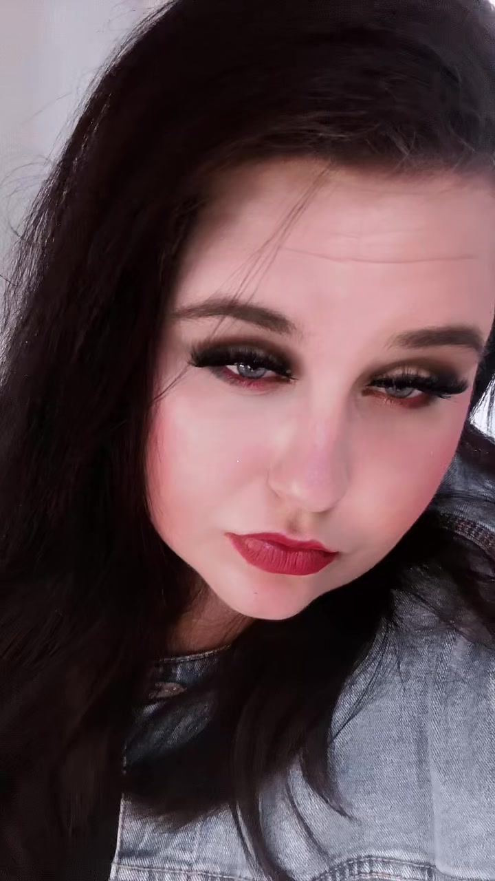 @CheekyyyMakeUp