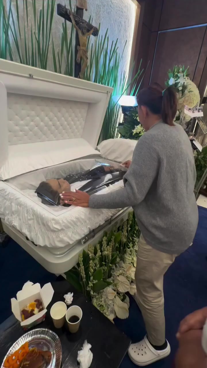 @JR Dela Peña โ