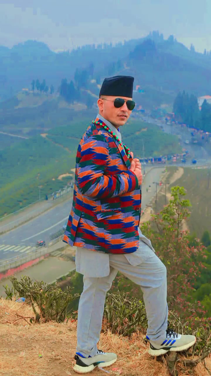 @गन्तव्यविहीन यात्रा