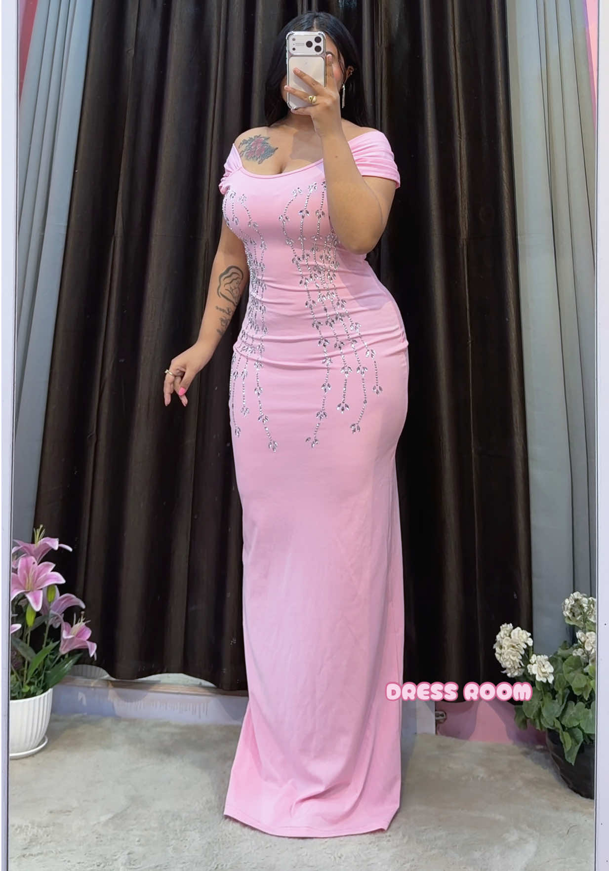 @Dress_Room_Official