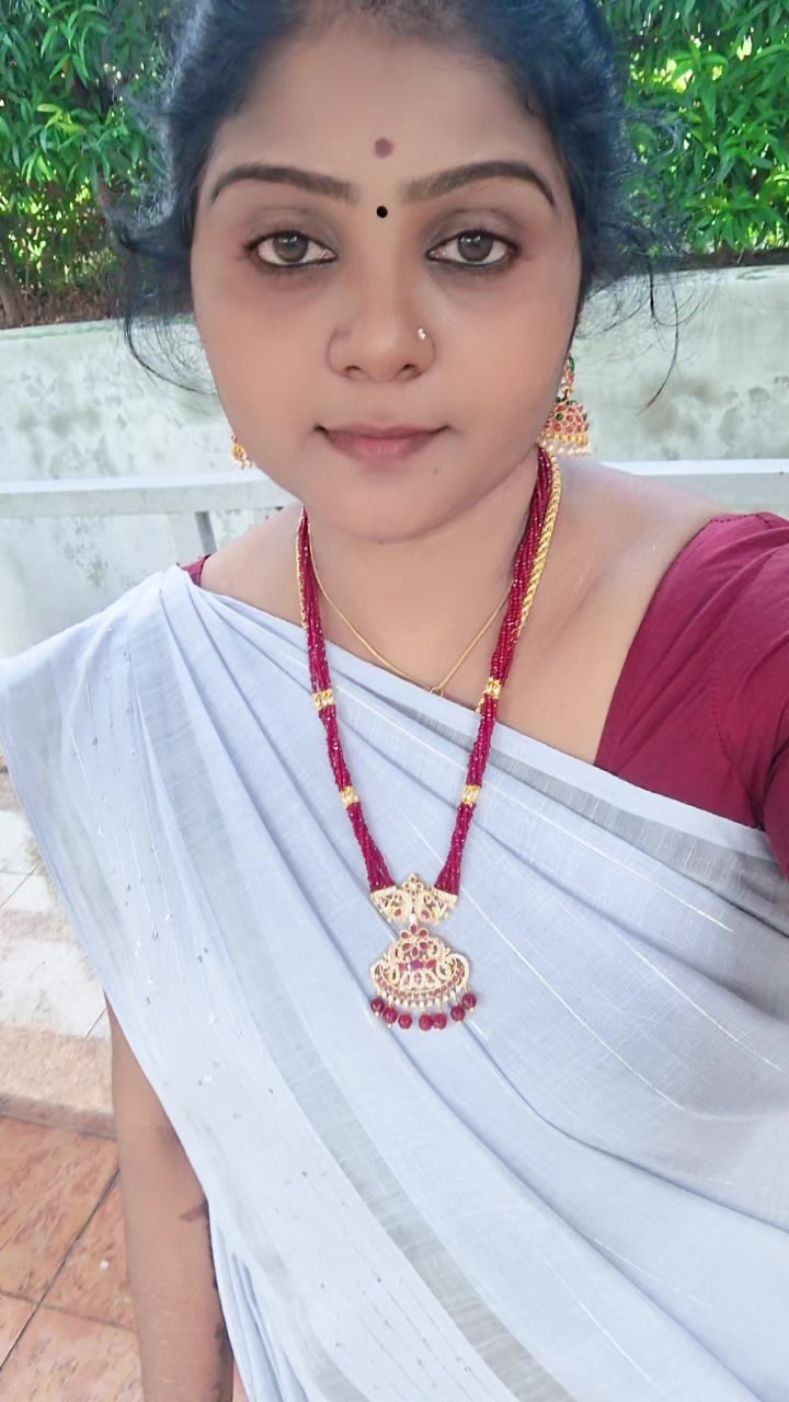 @💞💞சாந்திகுட்டி💞💞
