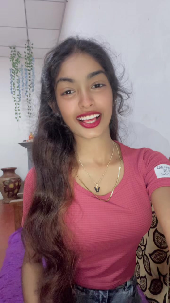 @𝓐𝓫𝓱𝓲 𝓰𝓲𝓻𝓵 🕊️❤️🩹