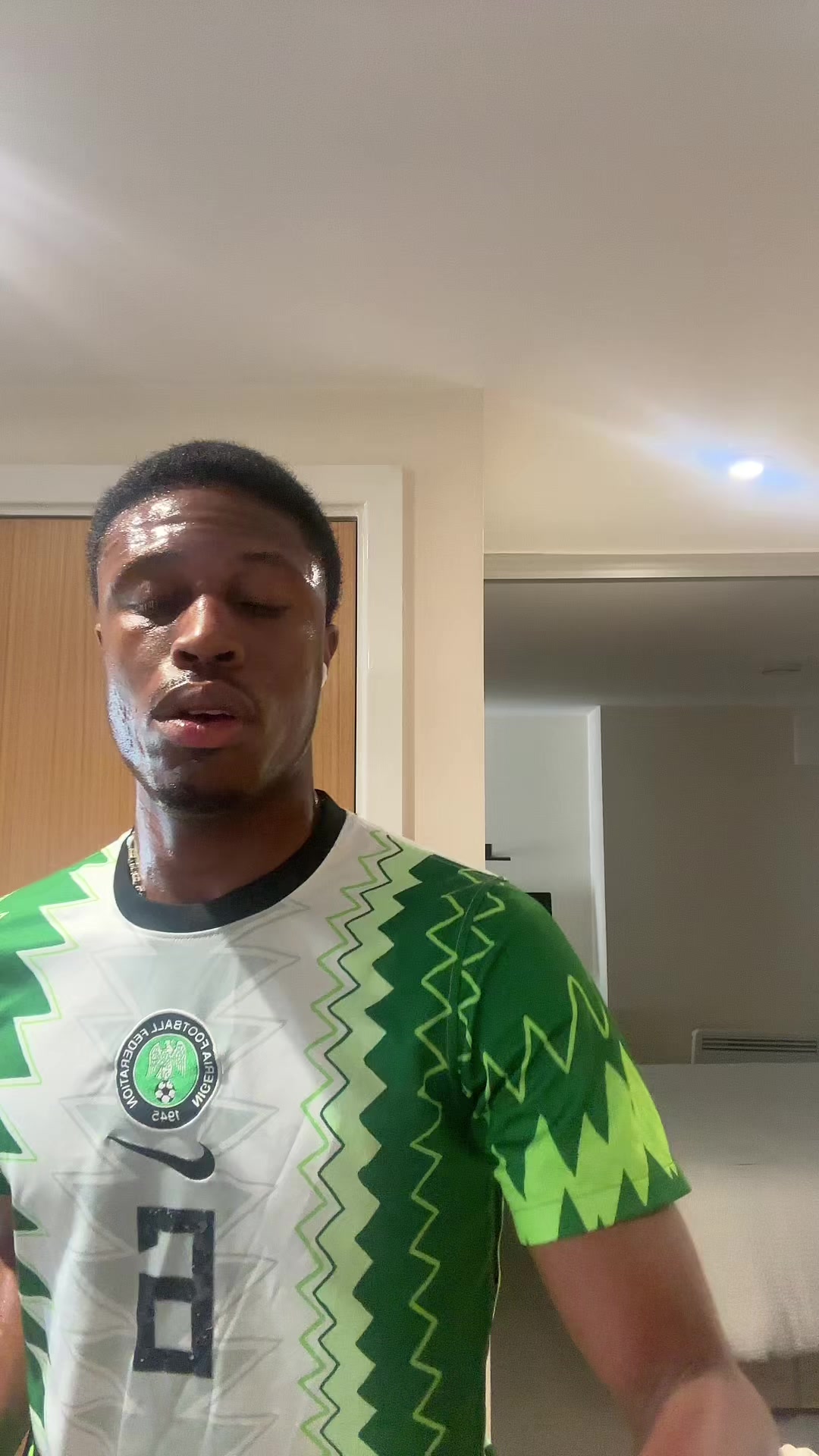 @S💫