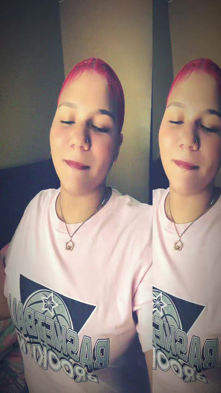 @Nikyy🍒💋
