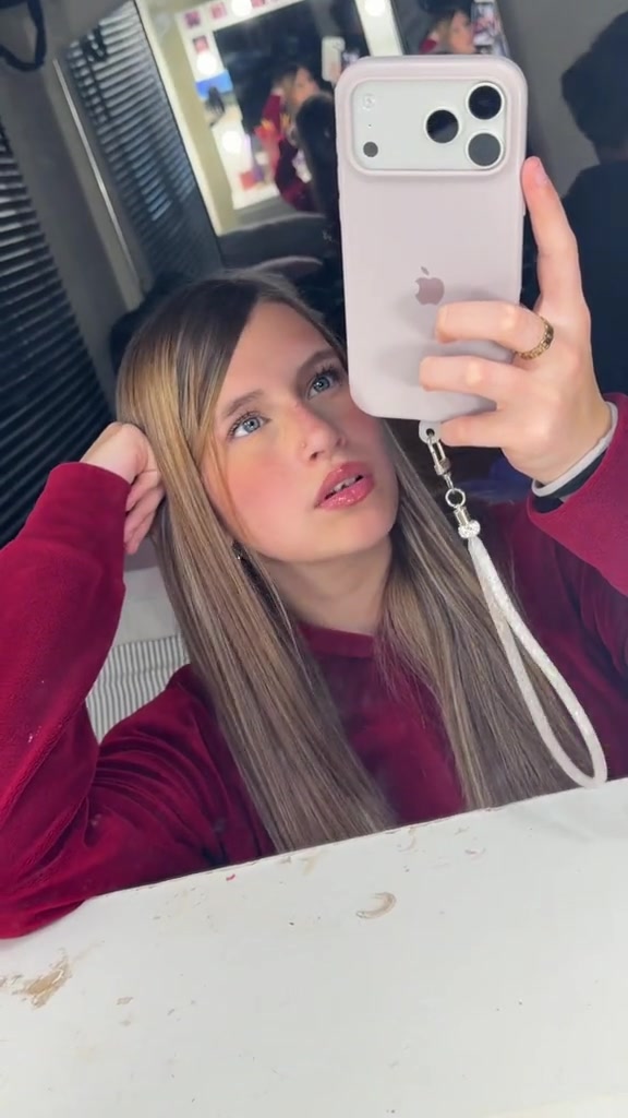@Brisaaa😇