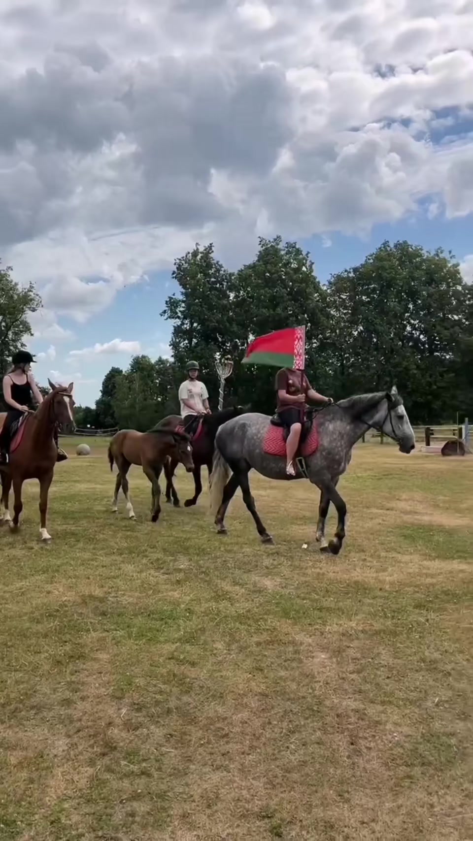 @КК "Фриз"🏇