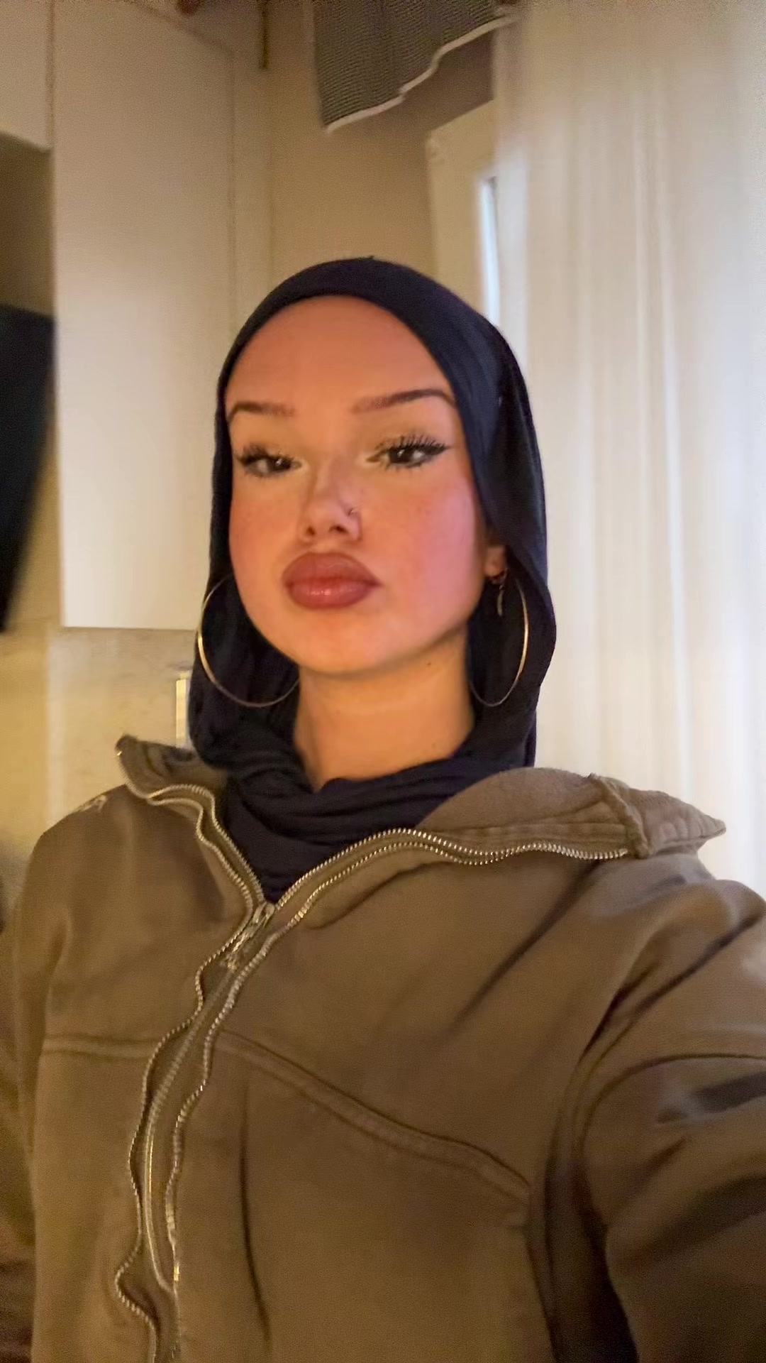 @Esmoş🎀