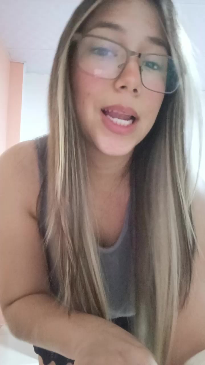 @Valeria🧩