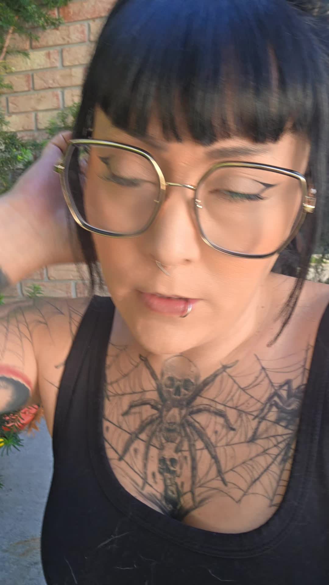 @Rikkileigh