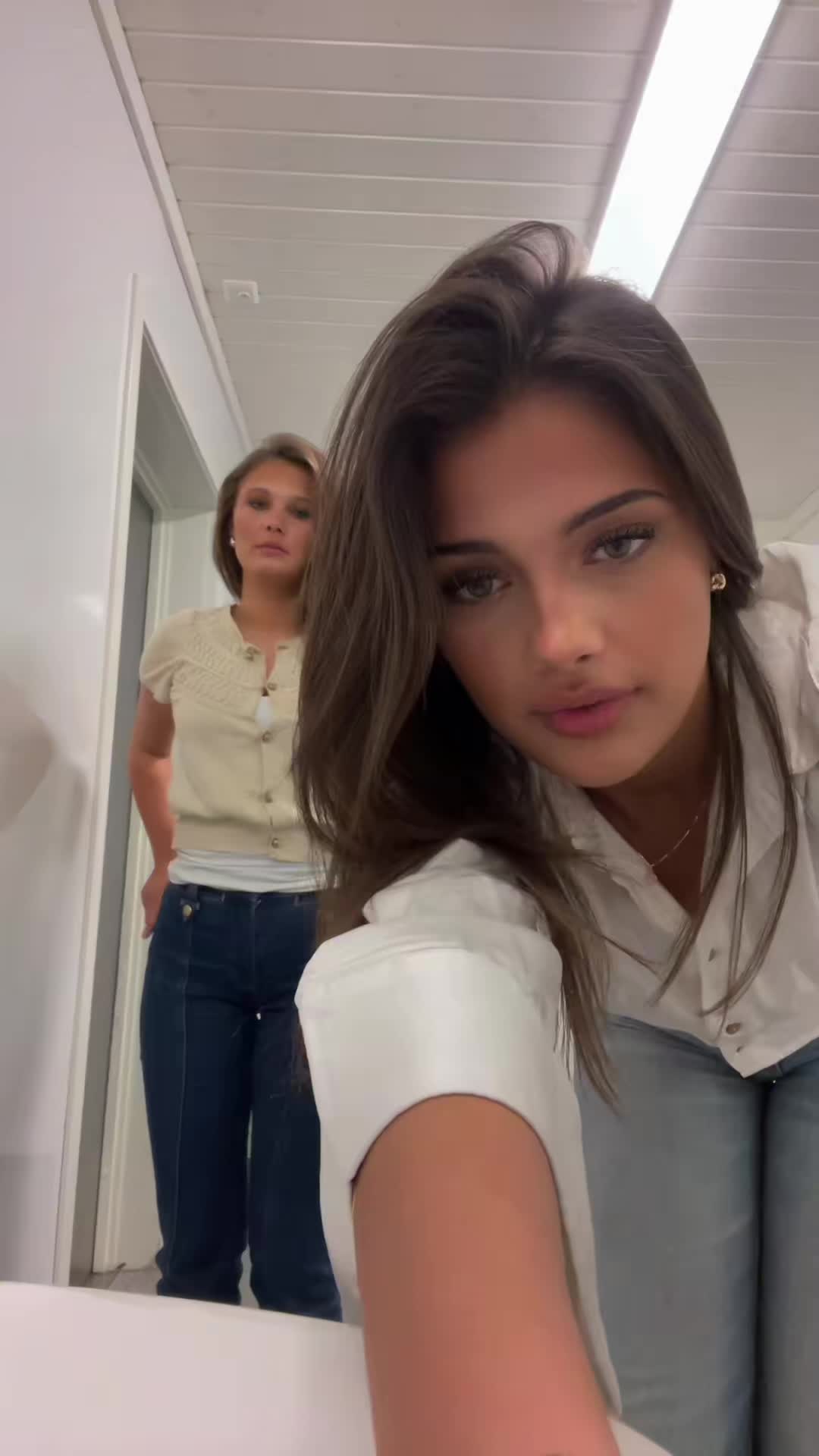 @cvbgfd7