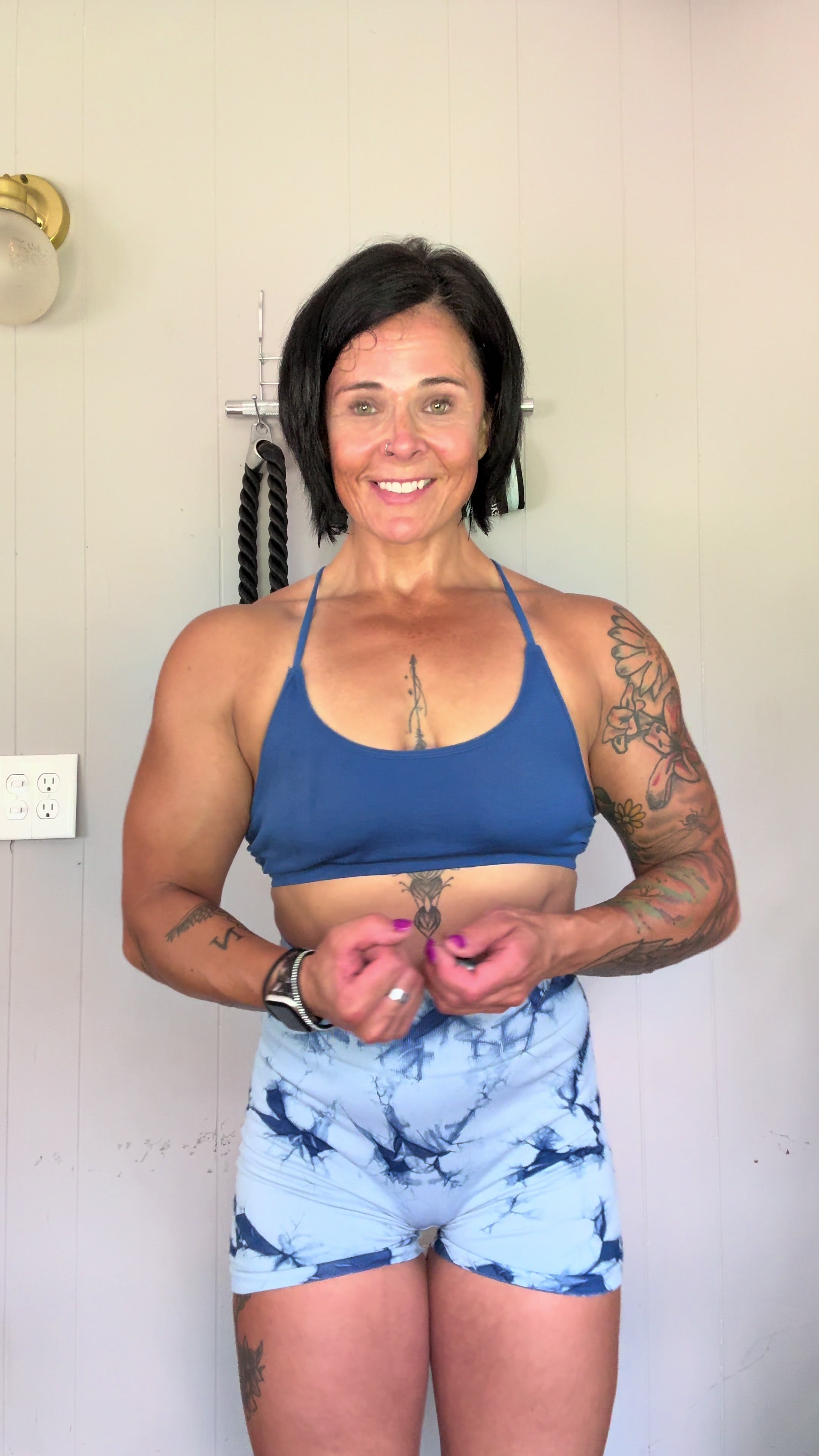 @fitmom_of_4_