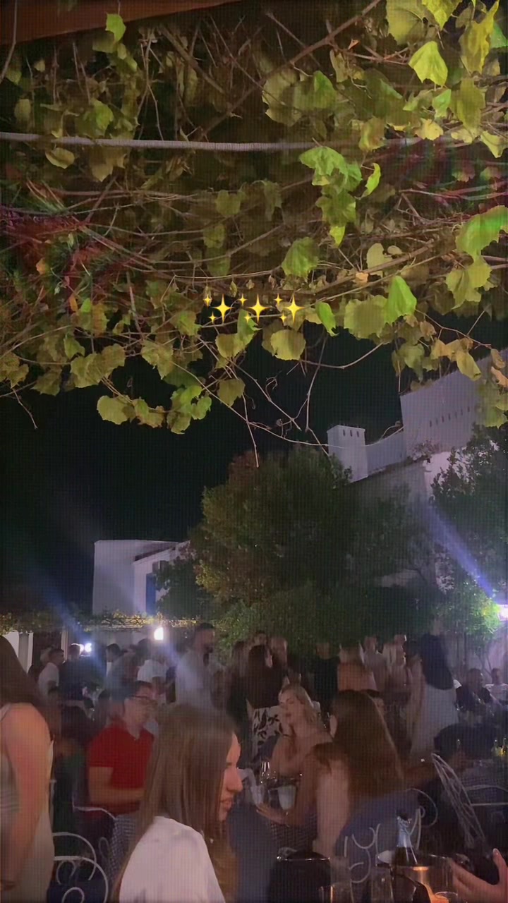 @elena