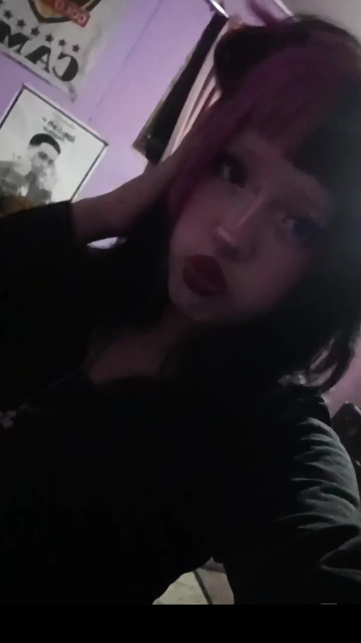 @;3