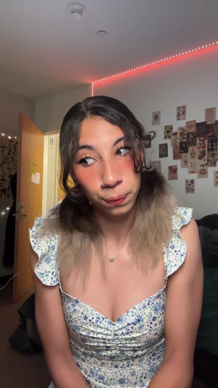 @Dani😋