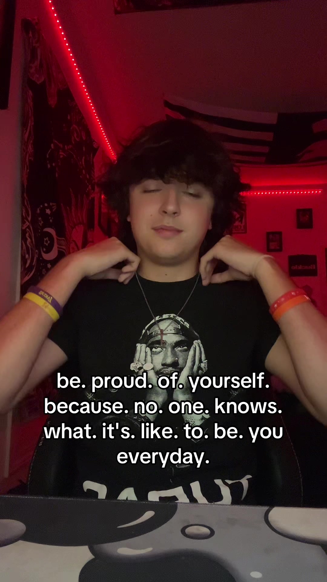 @T