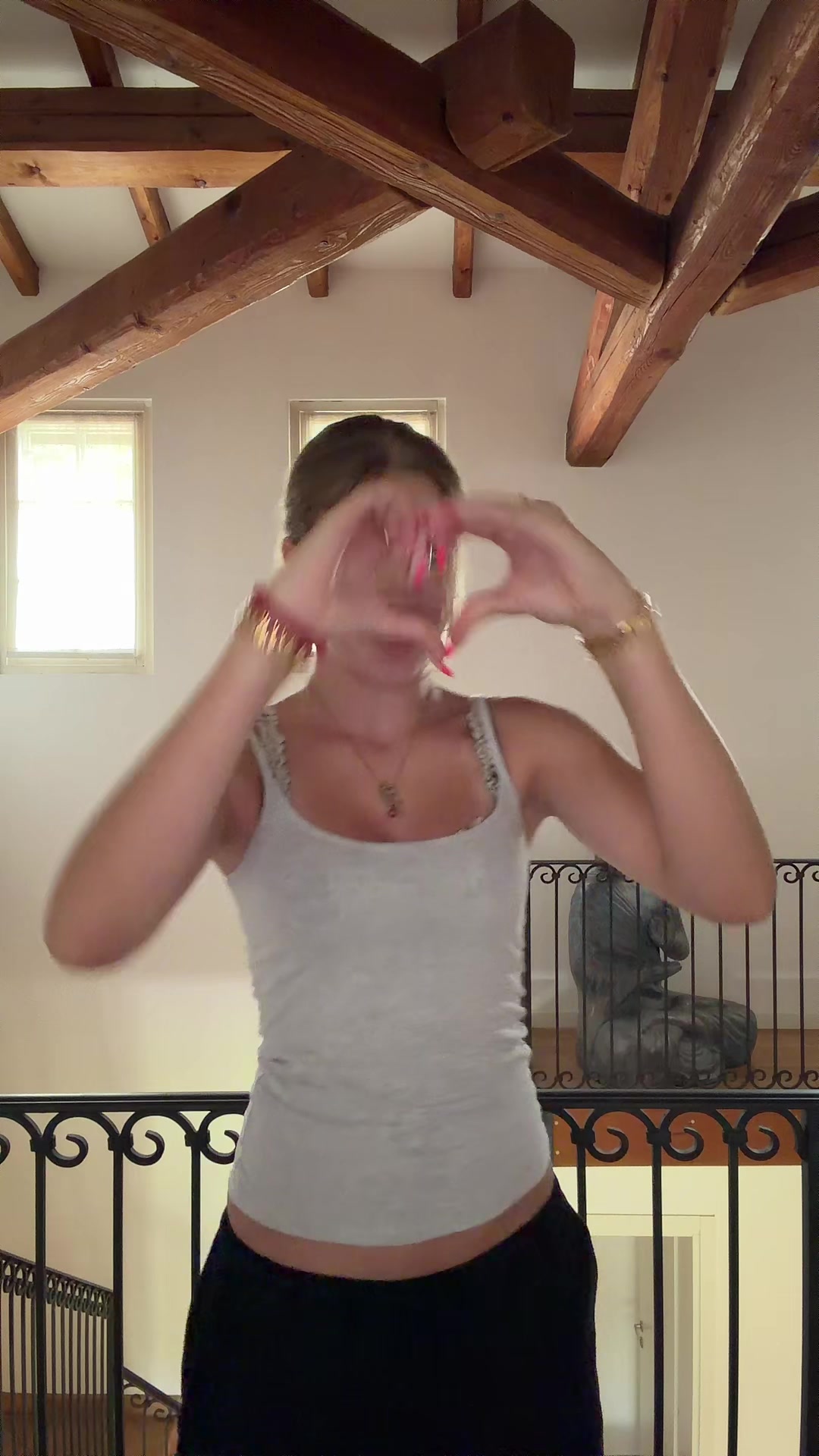 @𝑳𝑼𝑰𝑺𝑨